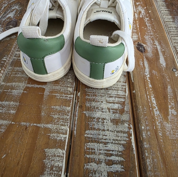 Peanuts Zara Kids White and Green Sneakers Size 32 US Big Kid 13. Littles Size 1 - Picture 7 of 7